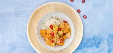 Kirjolohi-kasviscurry