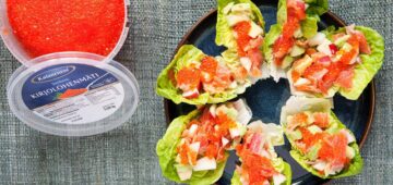 Kylmäsavukirjolohi-salaattitacot