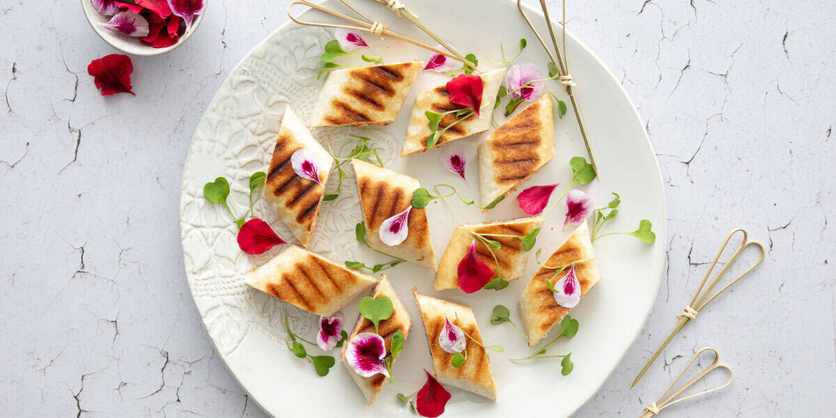 Lämminsavulohi-wasabirullat