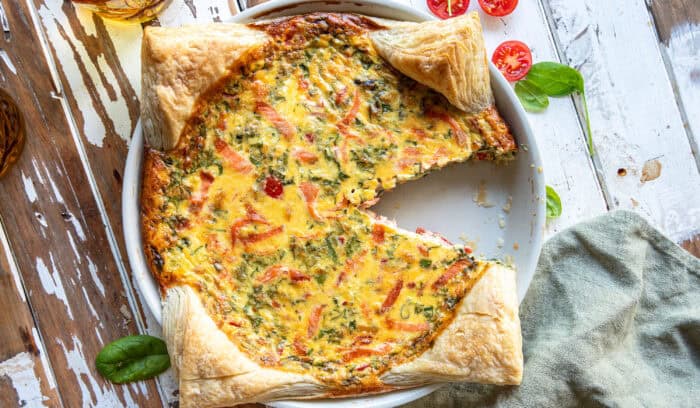 Kirjolohipekonipiirakka